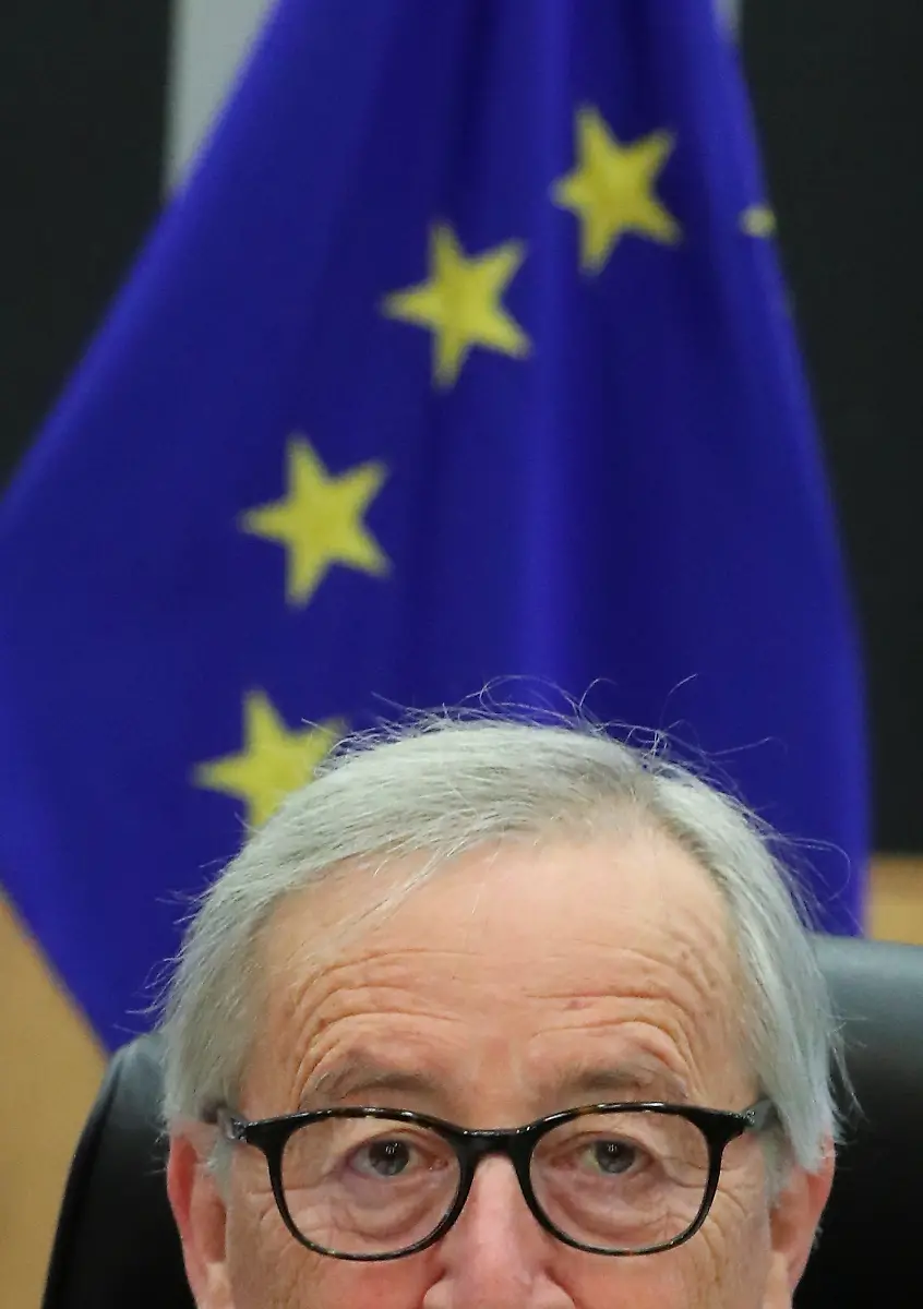 2019-11-06T094644Z-1222689025-RC2L5D9BWOD2-RTRMADP-3-EU-COMMISSION-COLLEGE