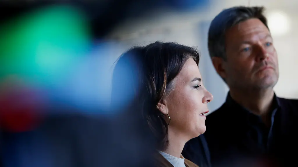 f0fb0f3eacfafaed7f89780ec06fa892