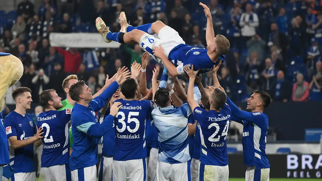 2b499a4c114b1c619d71c0ca1bee073b