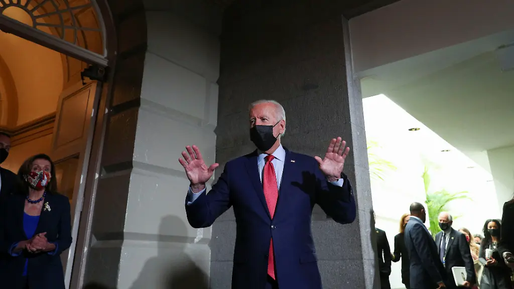 2021-10-01T210521Z-808179607-RC291Q9GIZS6-RTRMADP-3-USA-BIDEN-INFRASTRUCTURE