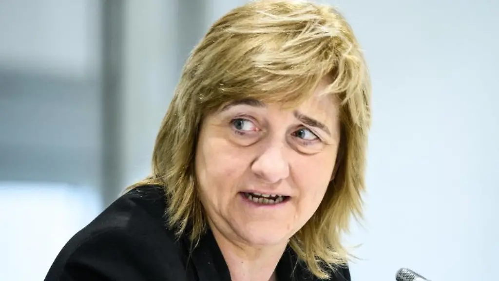 Justizministerin-Eva-Kuehne-Hoermann