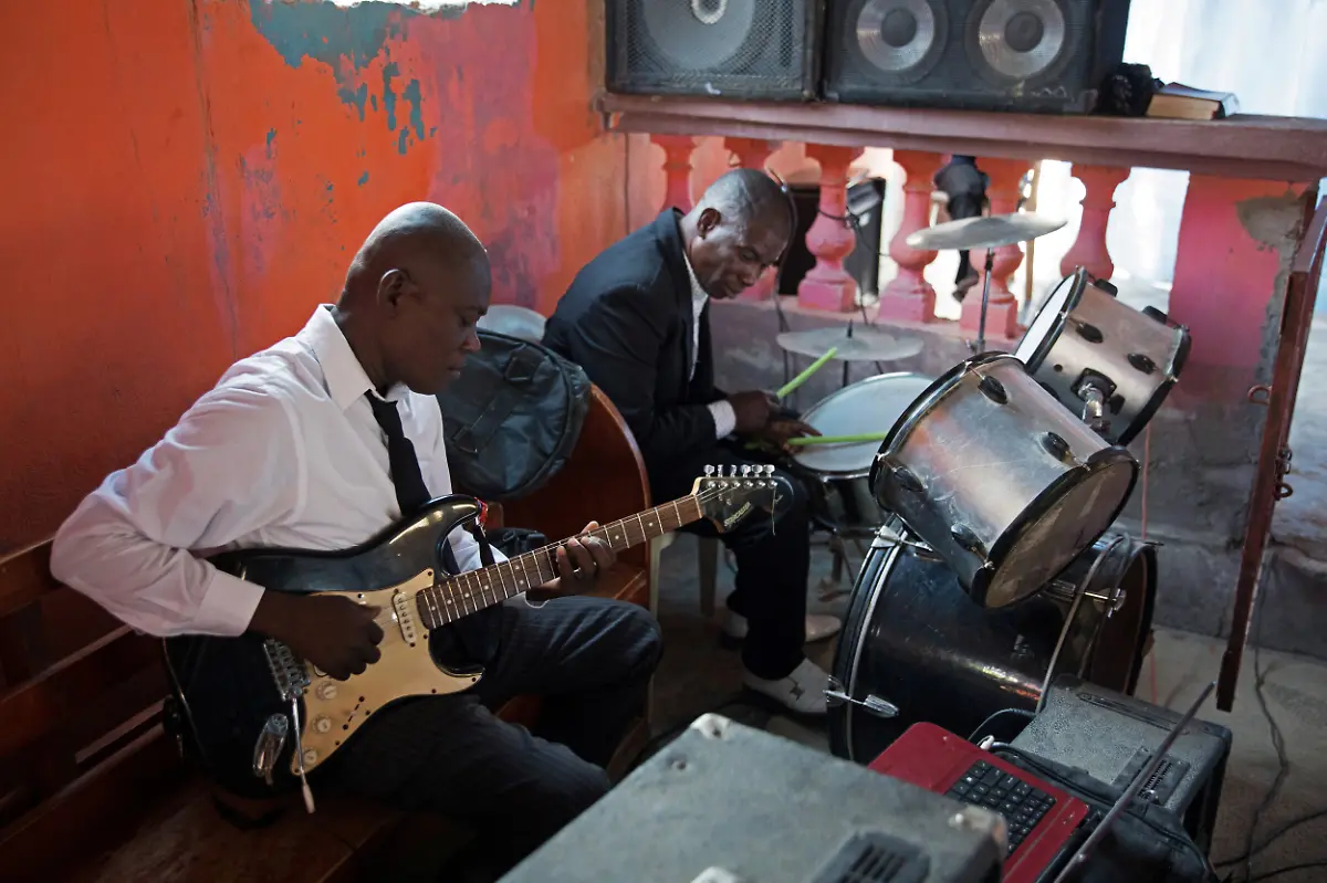 Musiker-Beerdigung-Anaira-Jules