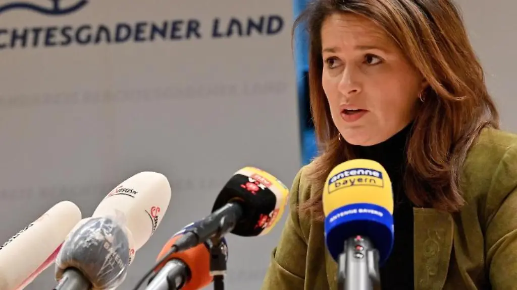 Michaela-Kaniber-CSU-Staatsministerin-fuer-Ernaehrung-Landwirtschaft-und-Forsten