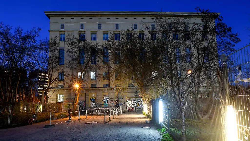 1e386f03457c2db040876c97a7779db7