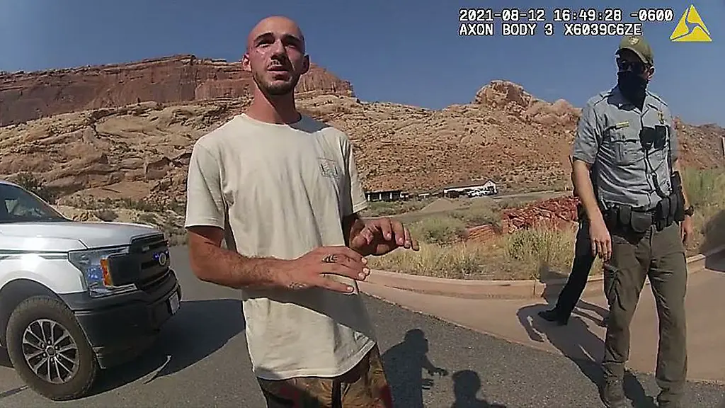 Die-US-Justiz-hat-Haftbefehl-gegen-Brian-Laundrie-den-Verlobten-der-getoeteten-Gabrielle-Petito-erlassen