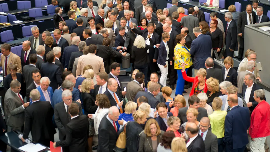 Aktuell-sitzen-709-Abgeordnete-im-Bundestag-bald-werden-es-wohl-noch-mehr-sein