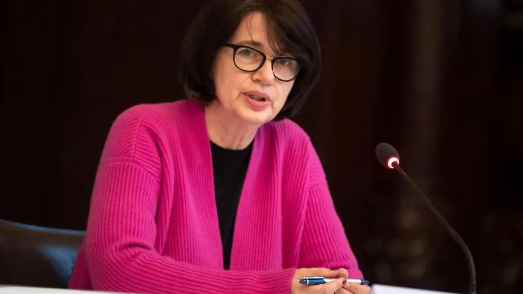 Claudia-Bernhard-Linke-Senatorin-fuer-Gesundheit