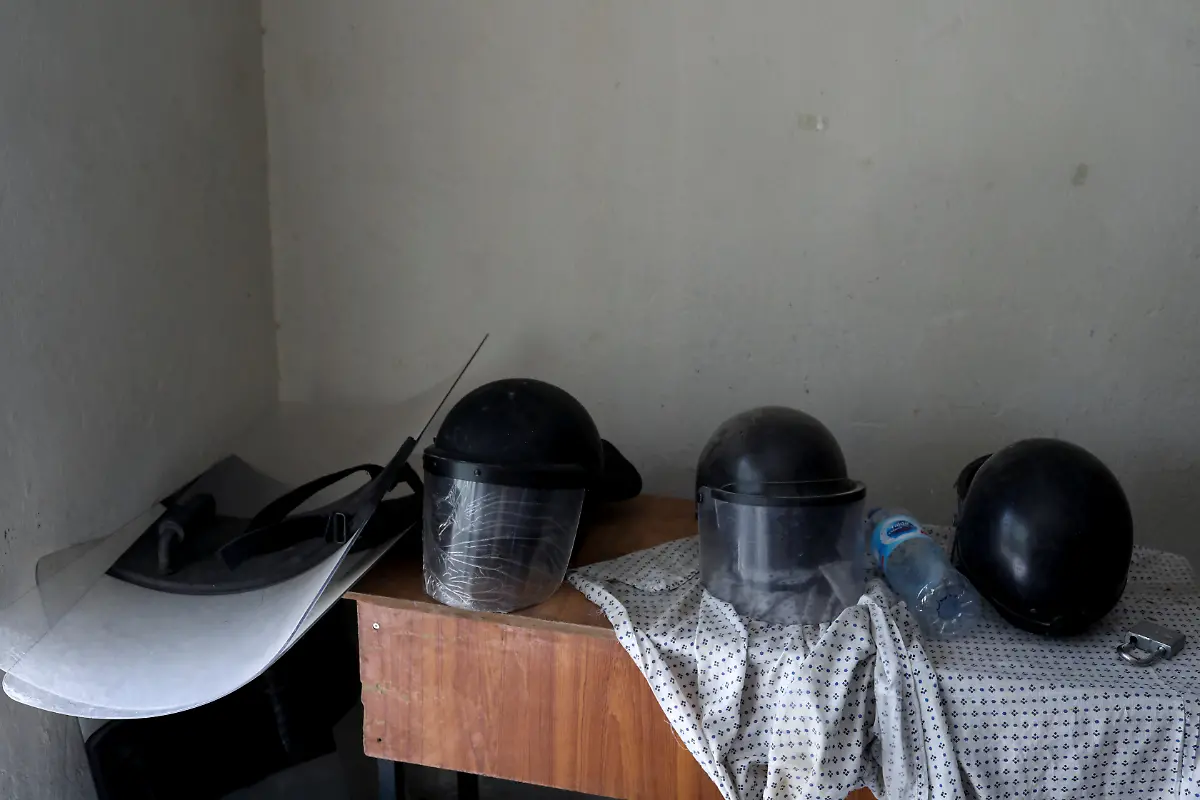 2021-09-15T174746Z-1532127798-RC28QP9SKBC1-RTRMADP-3-AFGHANISTAN-TALIBAN-PRISON