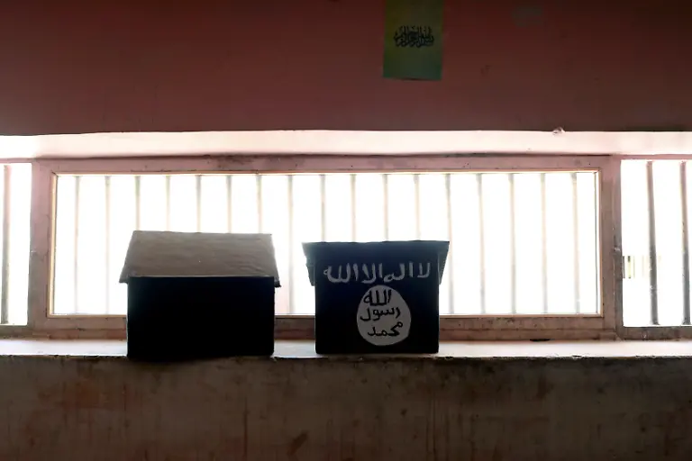 2021-09-15T180323Z-1420132093-RC29QP9O4EG5-RTRMADP-3-AFGHANISTAN-TALIBAN-PRISON