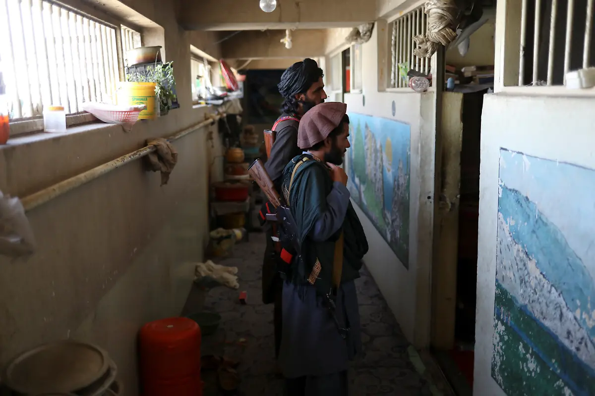 2021-09-15T171822Z-693371684-RC2AQP9J63RF-RTRMADP-3-AFGHANISTAN-TALIBAN-PRISON