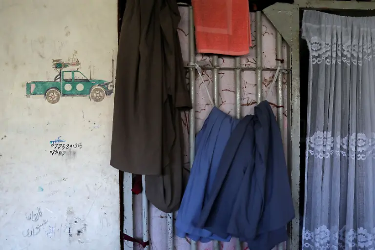 2021-09-15T173347Z-1426575222-RC2AQP9YWMVK-RTRMADP-3-AFGHANISTAN-TALIBAN-PRISON