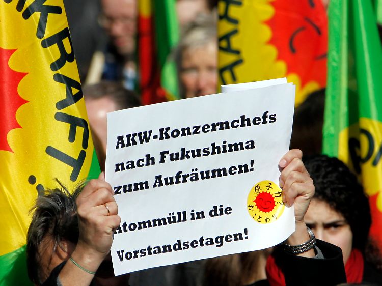Beim Schweigemarsch in Frankfurt am Main.