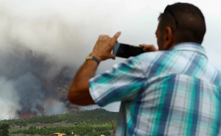 6351250e3011f544f4594620c966eb4f