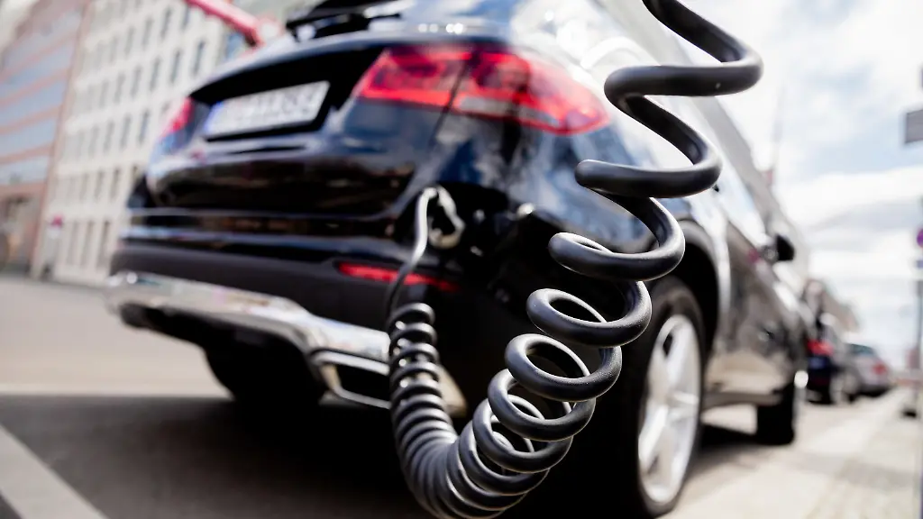 fcf018fad2b06b1b69983ad0f54152b2