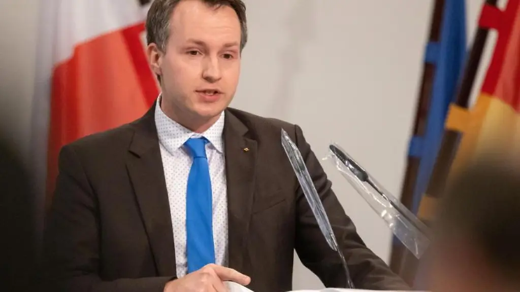 Andreas-Buehl-CDU-spricht