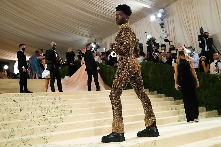 2021-09-13T233408Z-345445389-HP1EH9D1TGT1P-RTRMADP-3-FASHION-MET-GALA