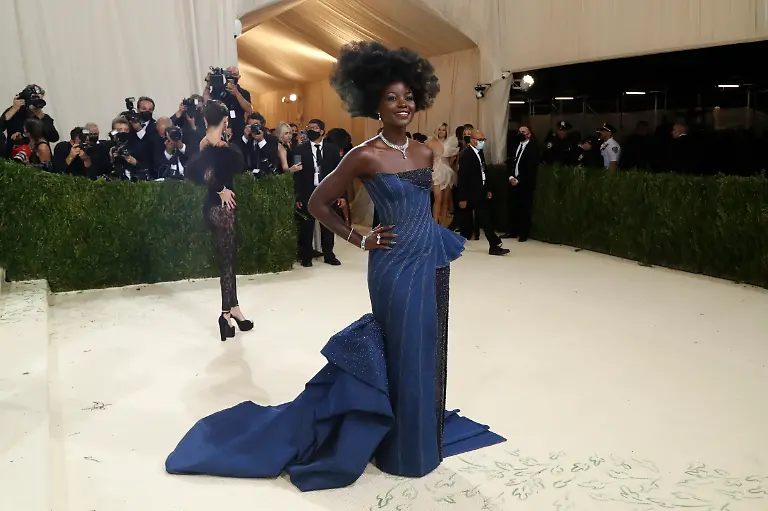 2021-09-14T024957Z-2047577075-HP1EH9E07V66H-RTRMADP-3-FASHION-MET-GALA