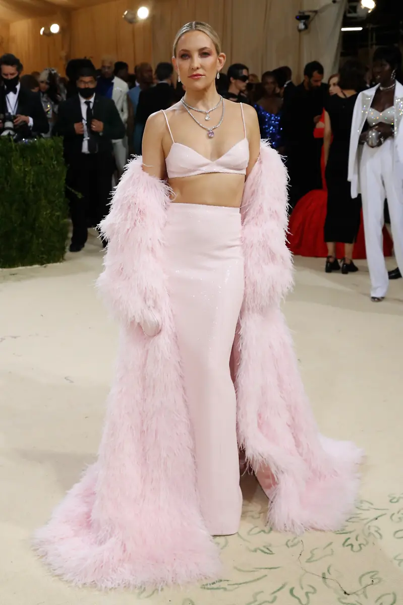 2021-09-14T015513Z-696369156-HP1EH9E05BY57-RTRMADP-3-FASHION-MET-GALA