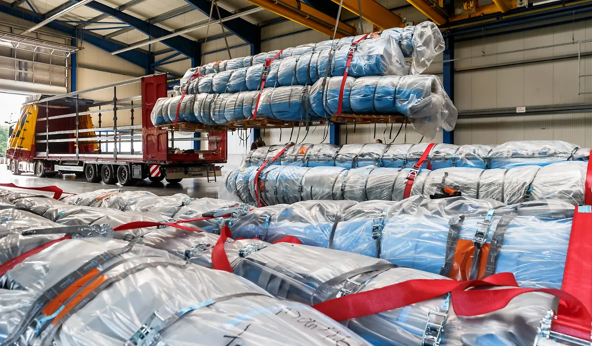 9404a806a975664bc25c067e06bfca14