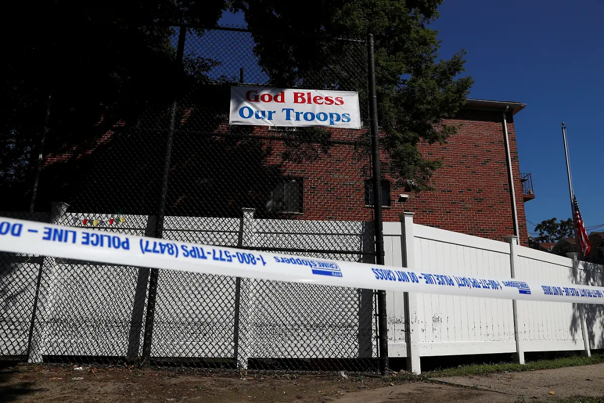 2021-09-02T193621Z-694848168-RC2PHP99L1GF-RTRMADP-3-STORM-IDA-NORTHEAST