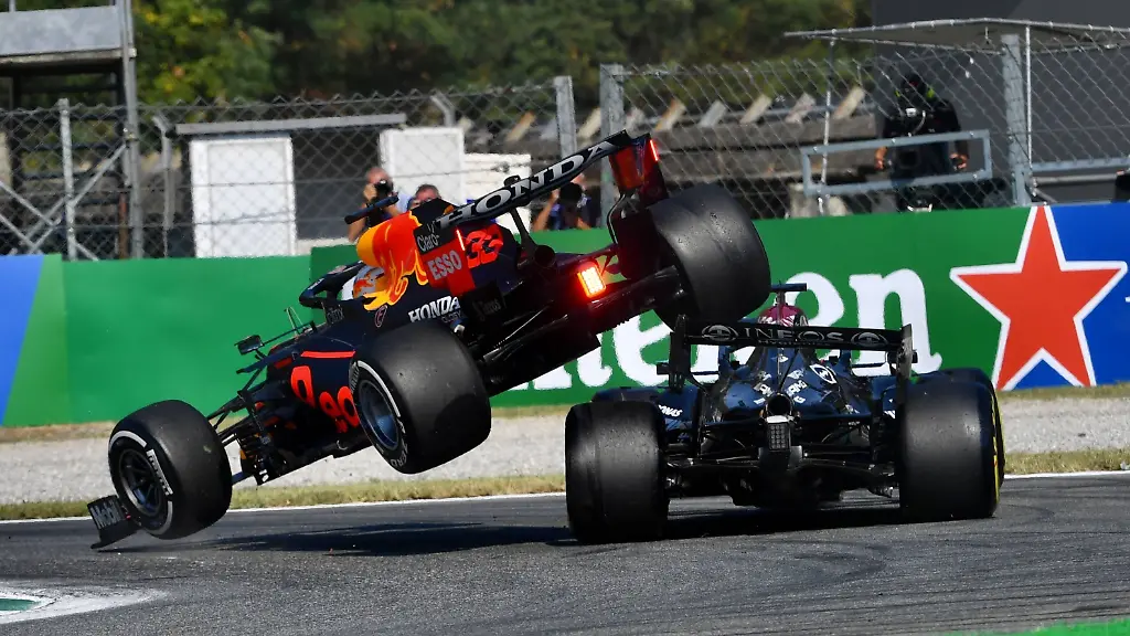 2d9930f4d3d7d6e40a73ffc93bbb7670