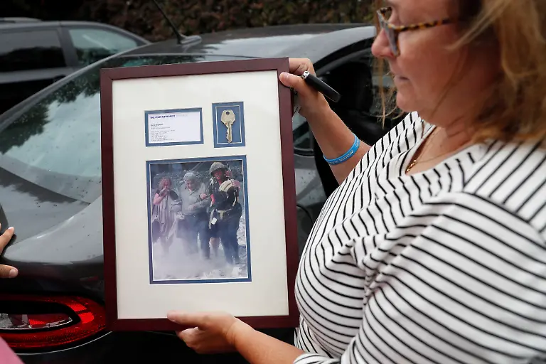 2021-09-09T103907Z-2059204551-RC2GCO95QCGS-RTRMADP-3-USA-SEPT11-WITNESS