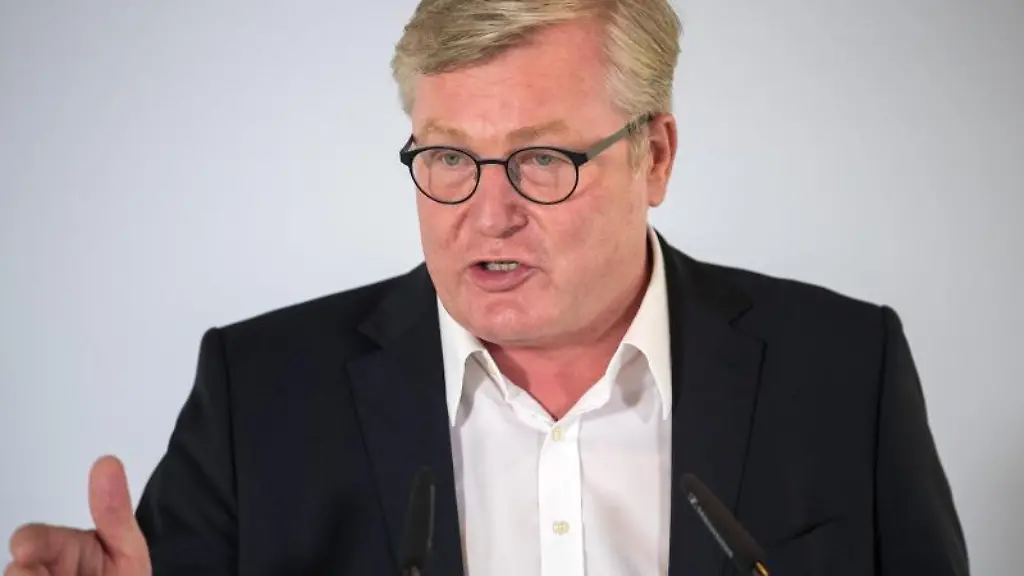 Bernd-Althusmann-spricht