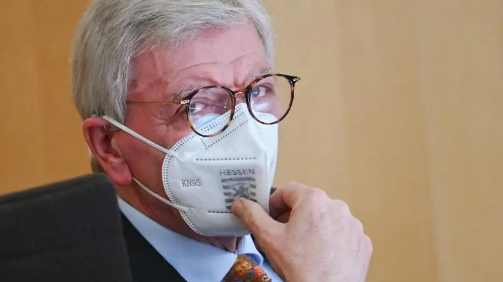 Volker-Bouffier-CDU-Ministerpraesident-des-Landes-Hessen