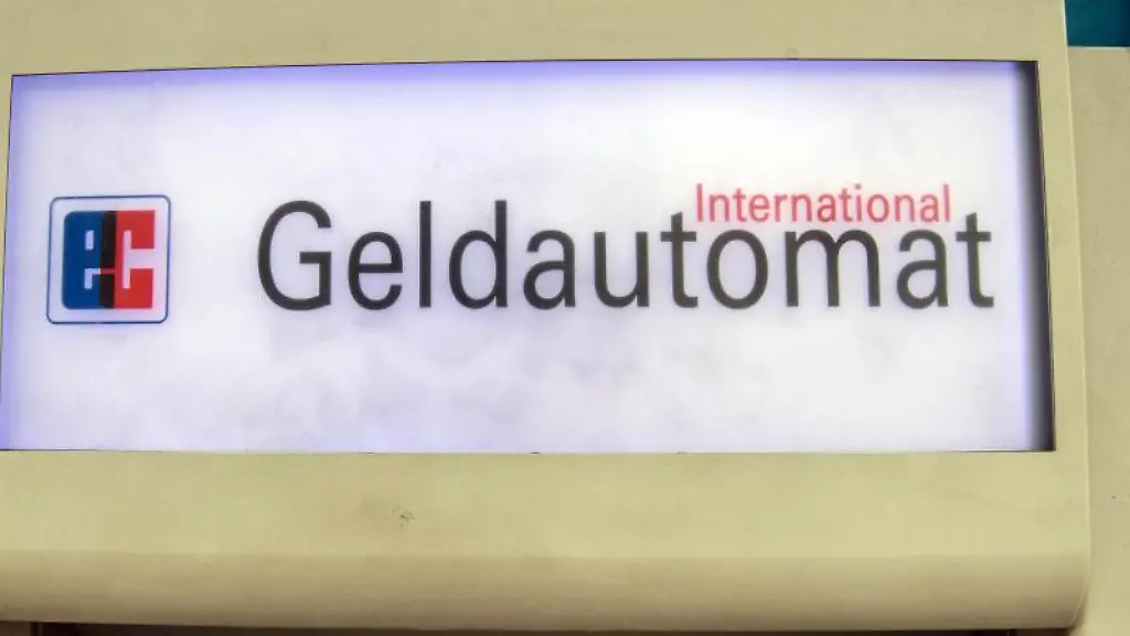 Der-Schriftzug-Geldautomat-auf-einem-Geldautomaten