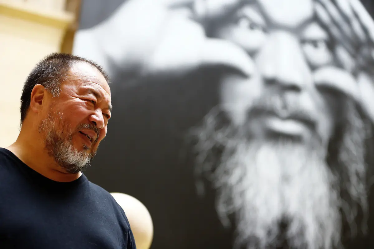 2017-09-20T143516Z-94803755-RC1DC5C7D630-RTRMADP-3-ART-SWISS-AIWEIWEI