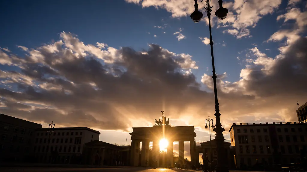 D-5952301-dpa-5FA4CA00F51E3AFB