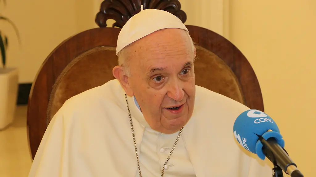 2021-09-01T094430Z-1572625406-RC2TDP980Y21-RTRMADP-3-POPE-HEALTH