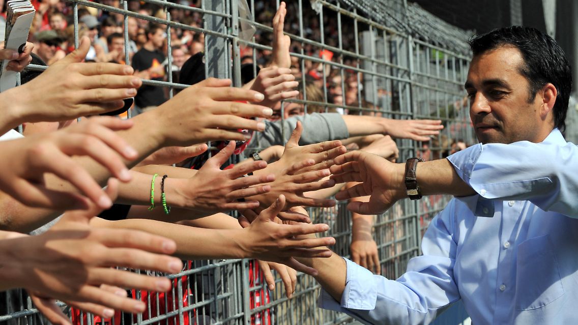 Auf dem Weg zum Werksklub: Robin Dutt vom SC Freiburg.