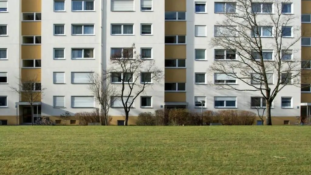 Ein-Wohnhaus-im-Muenchner-Stadtteil-Westkreuz