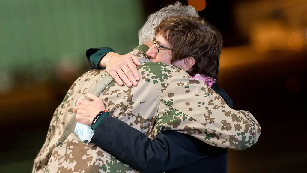 0c9150d96451c8b8bed3d8d6de397ac5