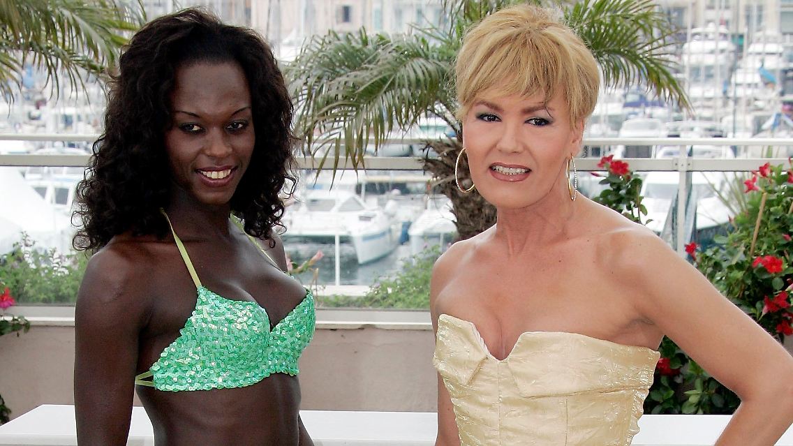 France_Cannes_To_Die_Like_A_Man_Photo_Call_CAN120.jpg2578200475944831224.jpg