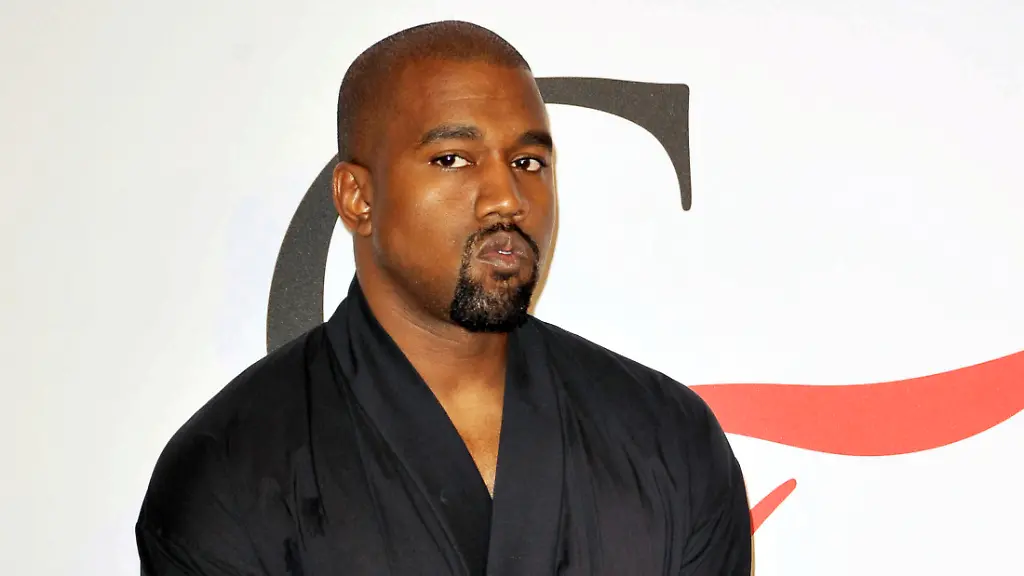 Bei-der-vergangenen-US-Praesidentschaftswahl-trat-er-noch-als-Kanye-Omari-West-an