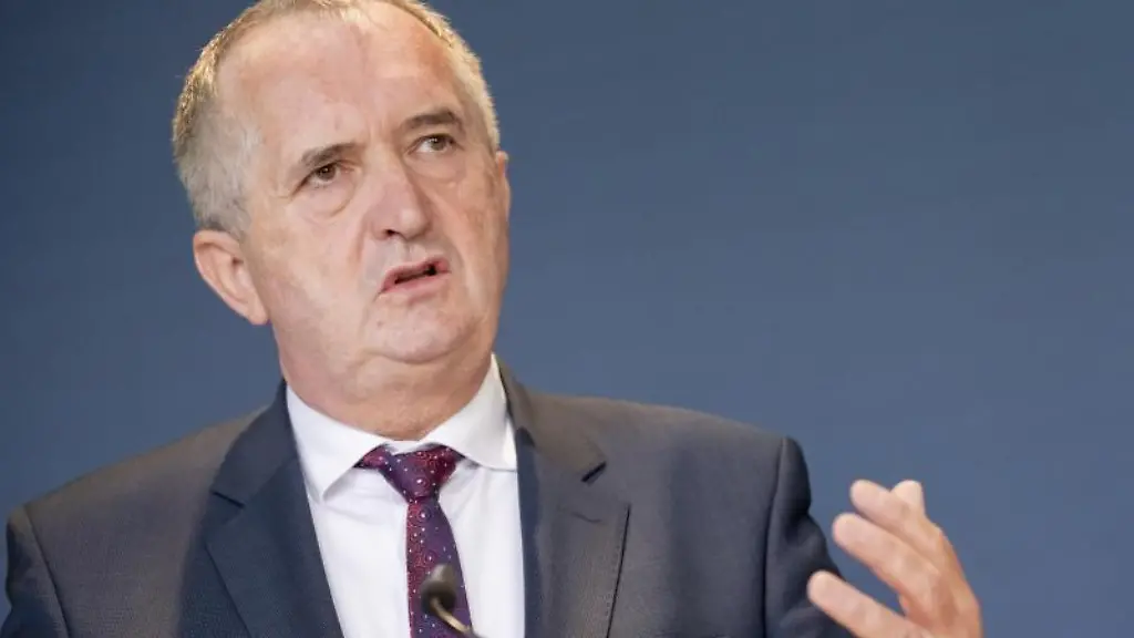 Thomas-Schmidt-Staatsminister-fuer-Regionalentwicklung-von-Sachsen