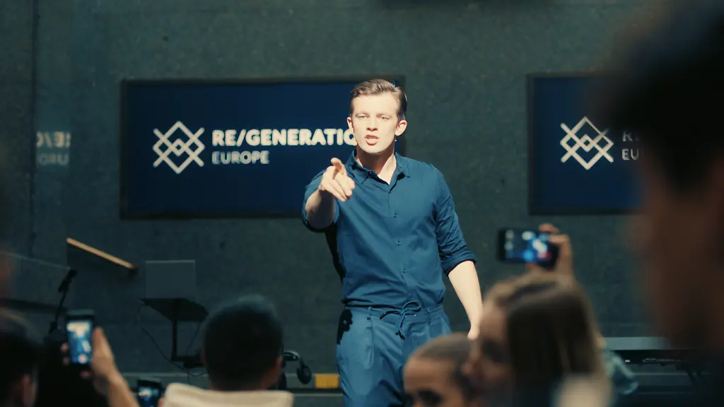 je-suis-karl-stills-04