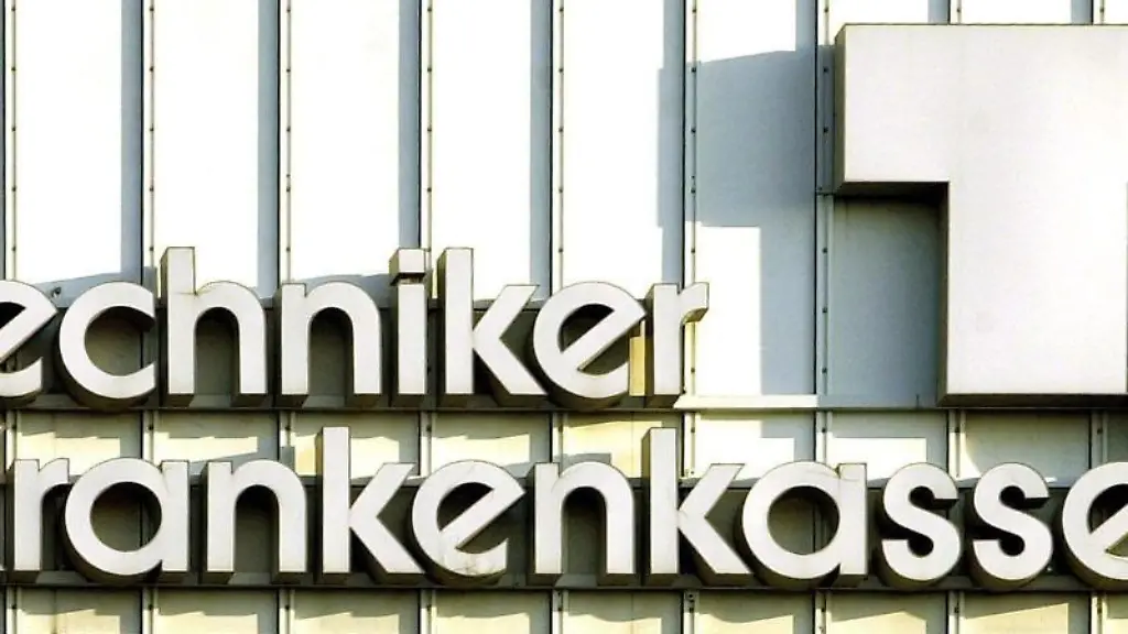 Das-Logo-am-Hauptsitz-der-Techniker-Krankenkasse-TK-in-Hamburg