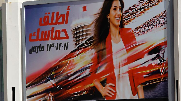 Der erste Grand Prix in Bahrain wurde aufgrund der Unruhen im Land auf unbestimmte Zeit verschoben.