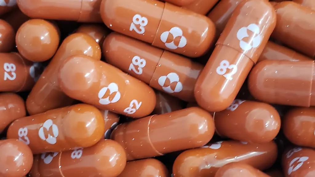 2021-05-21T095530Z-1076896929-RC2HGK9HKCX0-RTRMADP-3-HEALTH-CORONAVIRUS-TREATMENTS