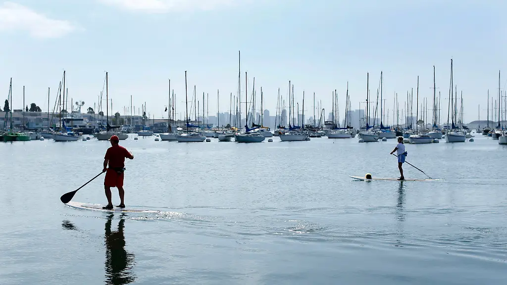 2012-05-30T000000Z-1778329424-GM1E85V04JQ01-RTRMADP-3-USA-1