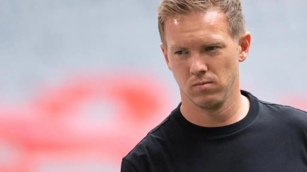 Muenchens-Trainer-Julian-Nagelsmann-kommt-vor-dem-Spiel-ins-Stadion