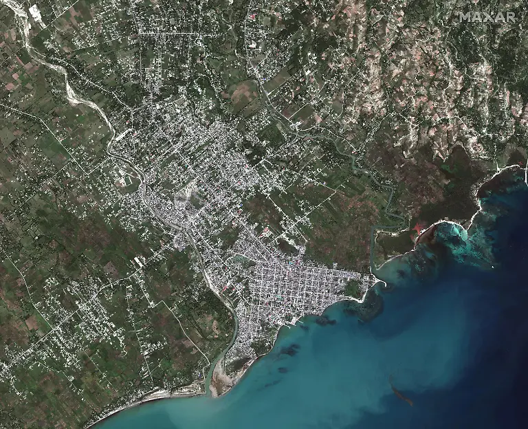 2021-08-16T000820Z-352918864-RC2Q5P9Q9HHX-RTRMADP-3-HAITI-QUAKE