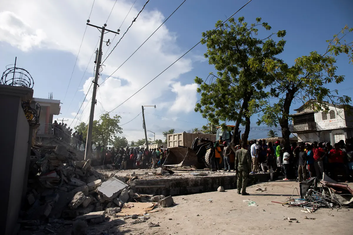 2021-08-16T055938Z-143381577-RC2R5P9QOC13-RTRMADP-3-HAITI-QUAKE