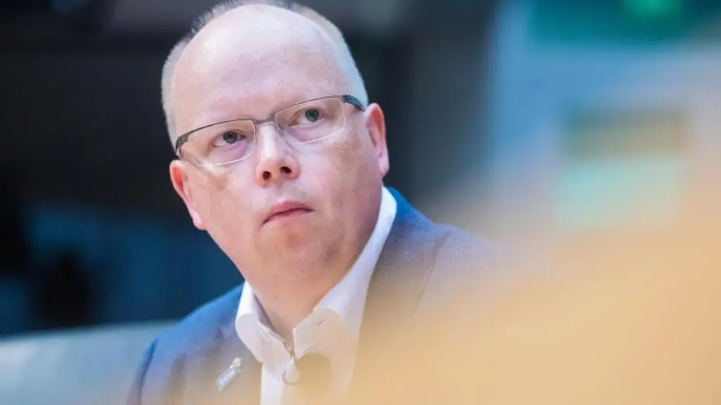 Stefan-Seidler-SSW-spricht-bei-einer-Sitzung