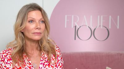 Singlim porno videoga tushib qolishdi.