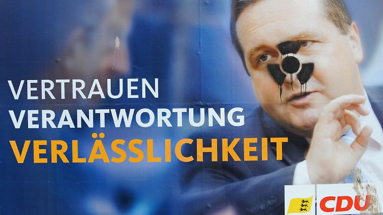 Viele Bürger trauen der 180-Grad-Wende ihres Ministerpräsidenten nicht.