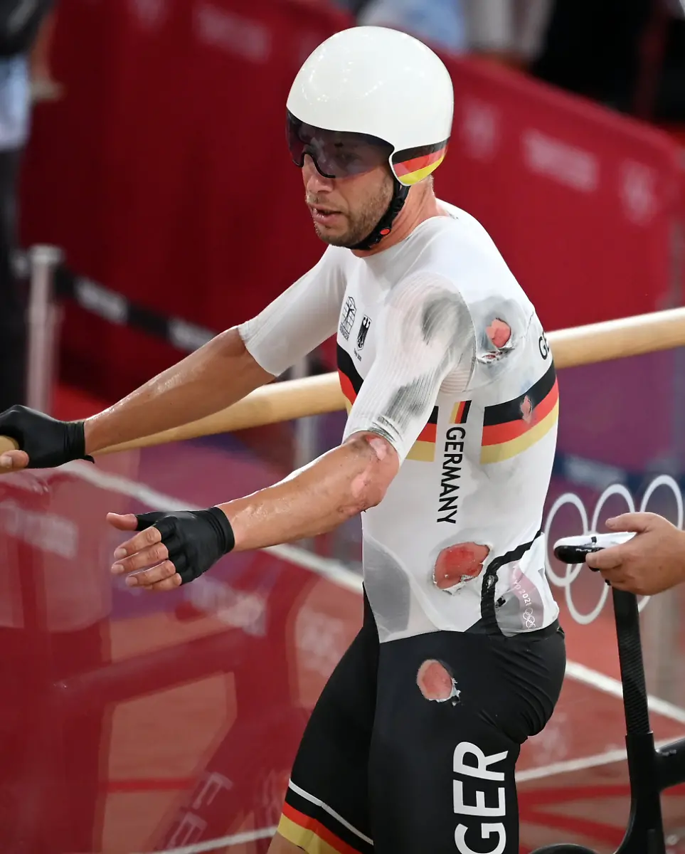 f51dc6fbeaa67dafe7b5b80645900795